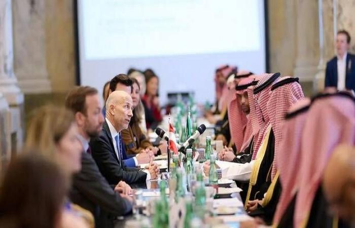 تعزيز
      التعاون
      الاقتصادي
      يتصدر
      أعمال
      اللجنة
      السعودية
      النمساوية