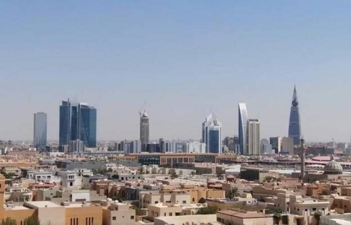 "بنيان
      ريت"
      يشتري
      برجاً
      مكتبياً
      في
      الرياض
      بـ
      225
      مليون
      ريال
      ويكمل
      نقل
      الملكية