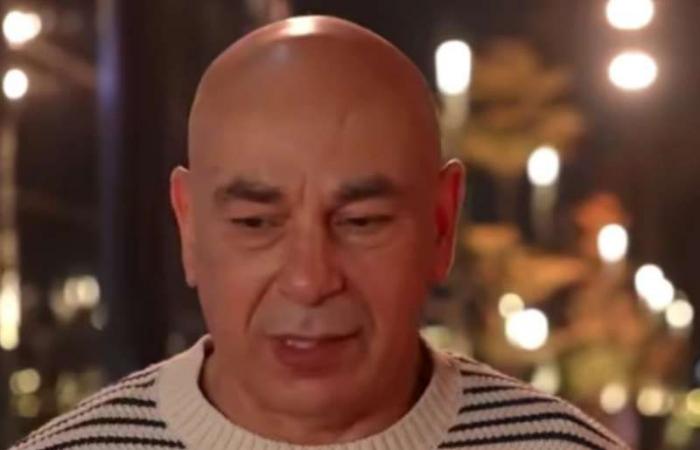 بعد
      تصريحه
      عن
      انتقال
      زيزو
      للأهلي
      مع
      "رامز
      إيلون
      مصر"..
      حسام
      حسن
      يعتذر
      للزمالك