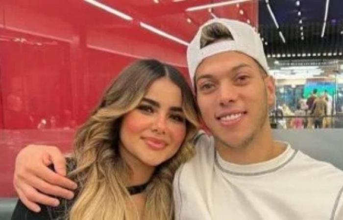 أبرزهم زوجة إمام عاشور.. زوجات اللاعبين يدعمون الأهلي في ليلة التتويج بالدوري