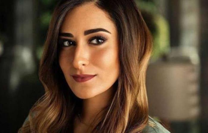 شاهد..
      شاحنة
      كبيرة
      مسرعة
      كادت
      أن
      تتسبب
      في
      كارثة