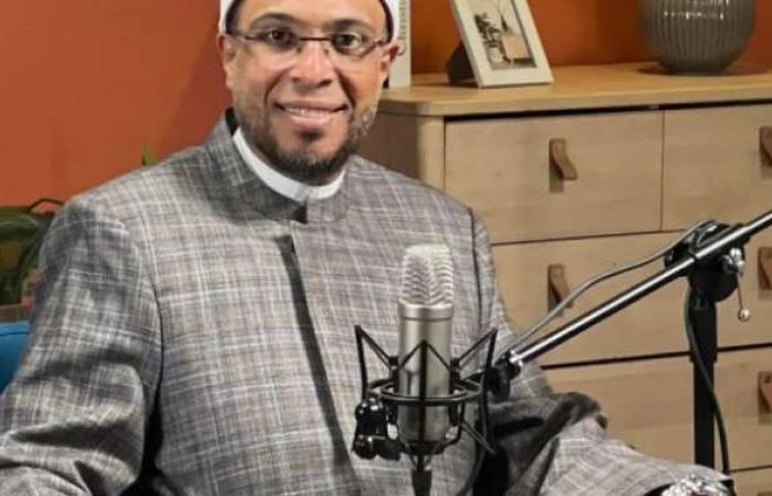 شاهد
      لحظة
      إقتحام
      سيارة
      لمحل
      تجاري