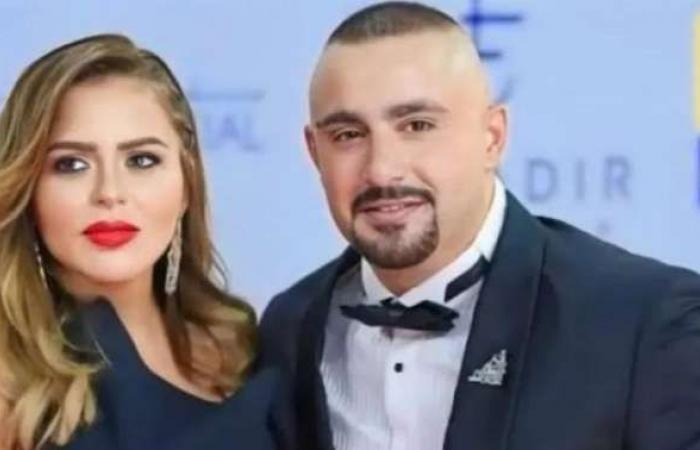 شاهد:
      عائلة
      هندية
      من
      ستة
      أفراد
      يركبون
      دراجة
      نارية