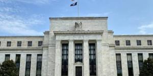 الاحتياطي
      الفيدرالي:
      تزايد
      عدم
      اليقين
      والمخاطر
      الهبوطية
      للاقتصاد
      الأمريكي