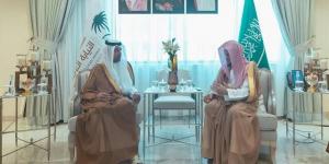 السعودية
      وقطر
      تبحثان
      سبل
      التعاون
      في
      المجالات
      العدلية
      والقضائية