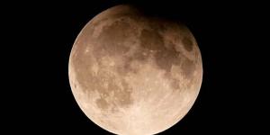 موعد القمر العملاق في نوفمبر 2025.. كيف تشاهده؟