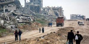 هآرتس: جمعية يديرها إسرائيلي وراء تنظيم رحلات هجرة سرية من غزة عبر مطار رامون