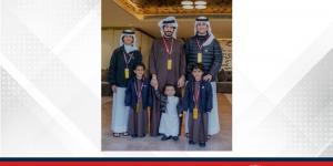 سمو
      الشيخ
      خالد
      بن
      حمد
      وأنجاله
      يتوّجون
      الفائزين
      ..
      ختام
      مميّز
      لمهرجان
      العيد
      الوطني
      بسباقات
      حافلة
      وانطلاقة
      قوية
      لبطولة
      البحرين
      الدولية