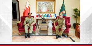 سمو
      رئيس
      الحرس
      الوطني
      يستقبل
      نائب
      قائد
      الأكاديمية
      العسكرية
      الباكستانية