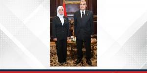 رئيس مجلس الشيوخ بجمهورية مصر العربية يلتقي سفيرة مملكة البحرين في القاهرة