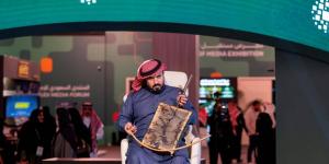 معزوفة الربابة تستحضر 
عبق الماضي وحكاية نقل الخبر قديما