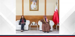 وزير الإعلام يستقبل سفيرة جمهورية مصر العربية لدى مملكة البحرين