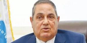 بعد بيان البنك المركزي المصري.. من هو رجل الأعمال محمد الخشن؟