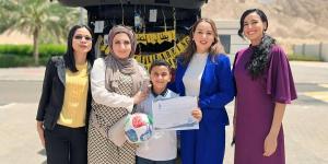 أبطال «التعلم عن بعد» في مدرسة محمد بن خالد للأجيال