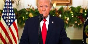 ترامب: على إيران التوقف عن فرض رسوم على الناقلات بهرمز