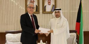 الجابر يتلقى رسالة من وزير الخارجية المغربي حول العلاقات الثنائية والمستجدات الإقليمية