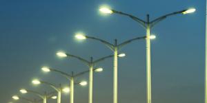 إحالة 9 عطاءات لمناقصة تركيب معدات إنارة الشوارع إلى «الكهرباء» لدراستها