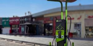 «الصديق التعاونية» تدشن أول شاحن سريع للسيارات الكهربائية بالجمعيات