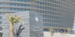 استمرار إعفاء العاملين في المدارس من البصمة