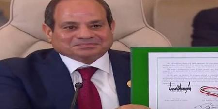 السيسي:
      القيادة
      في
      إنهاء
      الحروب
      لا
      إشعالها..وأغلقنا
      صفحة
      أليمة
      بتاريخ
      البشرية