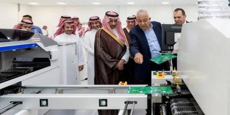 وزير
      الصناعة
      يشهد
      تدشين
      مشروعات
      صناعية
      نوعية
      بالمدينة
      المنورة