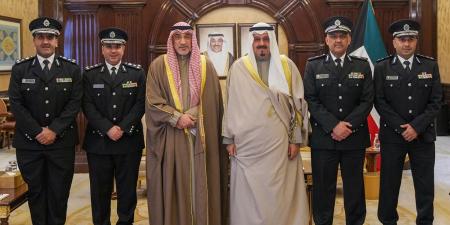 رئيس مجلس الوزراء يستقبل وزير الداخلية