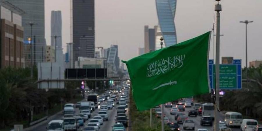 السعودية
      تطلق
      صندوقاً
      للاستثمار
      في
      شركات
      أشباه
      الموصلات
      بقيمة
      مليار
      ريال