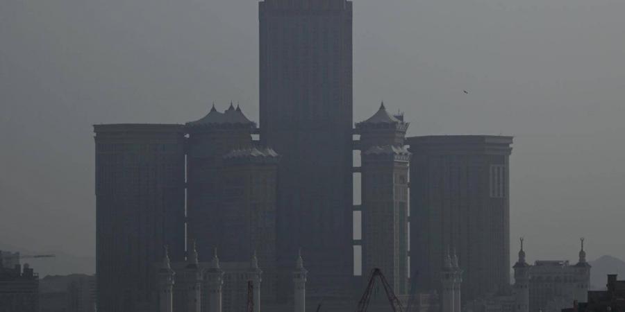 الحجون المكية.. 
عمق تاريخي يجاور الحرم ويختزن ذاكرة المكان