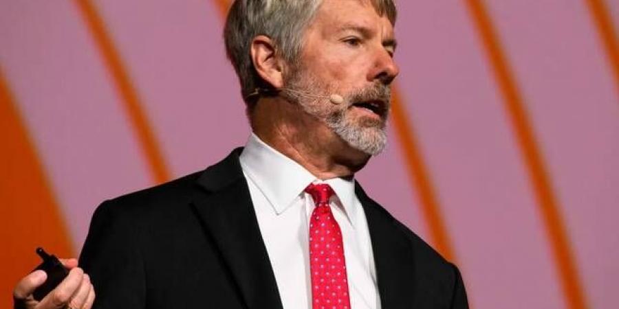 "ستراتيجي" تسجل خسارة غير محققة بـ14.5 مليار دولار بسبب بيتكوين