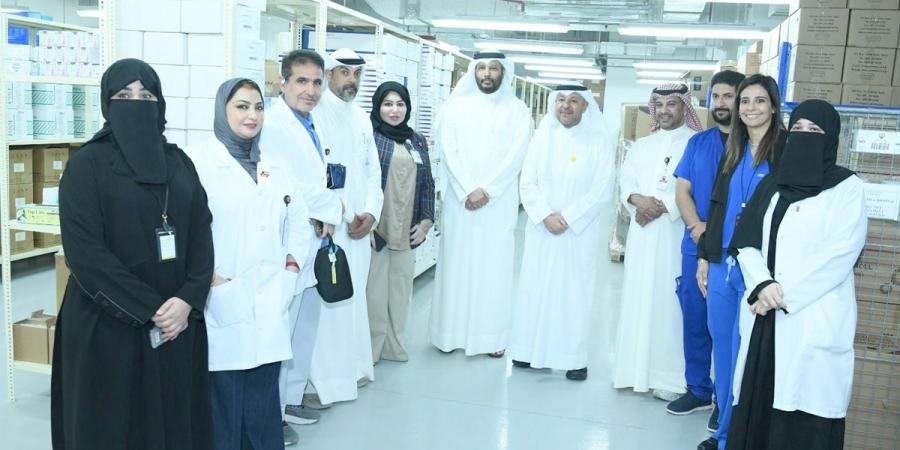 الناصر يتفقد مستشفى الفروانية ويطلع على جاهزية مرافقه