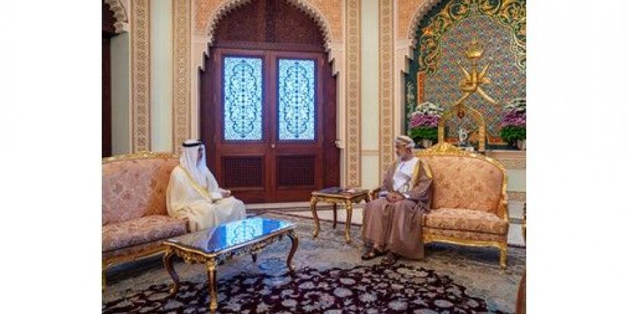 سلطان عُمان: تكثيف الجهود نحو تحقيق التهدئة وخفض التوتر والتصعيد وإيجاد الحلول لإنهاء الأزمة من جذورها