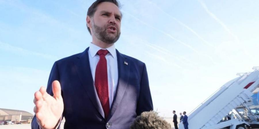 قبيل سفره إلى إسلام آباد..فانس يتطلع إلى مفاوضات بناءة ويحذر إيران من المناورة