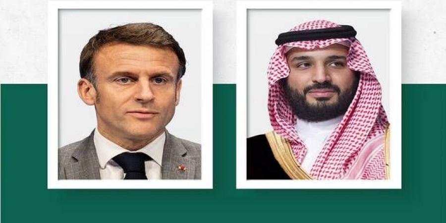 ولي العهد يبحث مع ماكرون تأثير تهديدات الملاحة البحرية في الاقتصاد العالمي