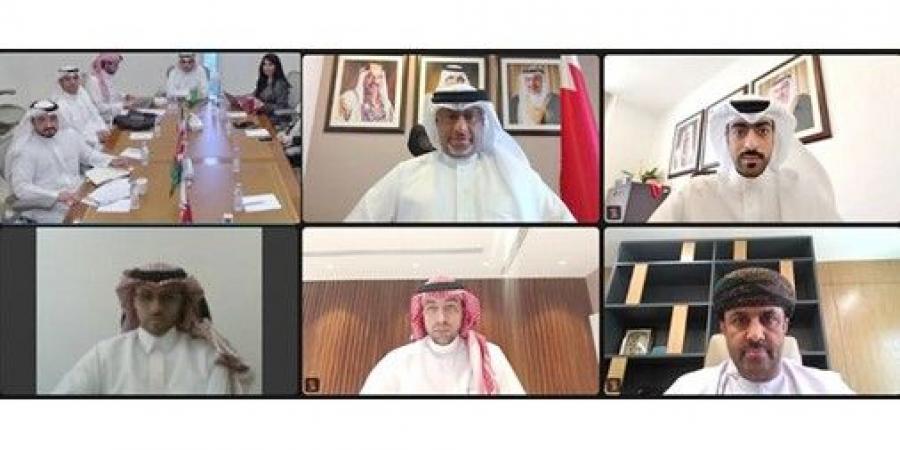 دعم وتمكين الشباب الخليجي وتعزيز مشاركتهم في المبادرات المجتمعية والتطوعية