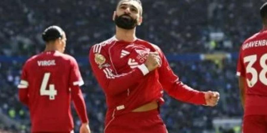 محمد صلاح يكتب التاريخ في تفوق ليفربول ضد إيفرتون بالشوط الأول.