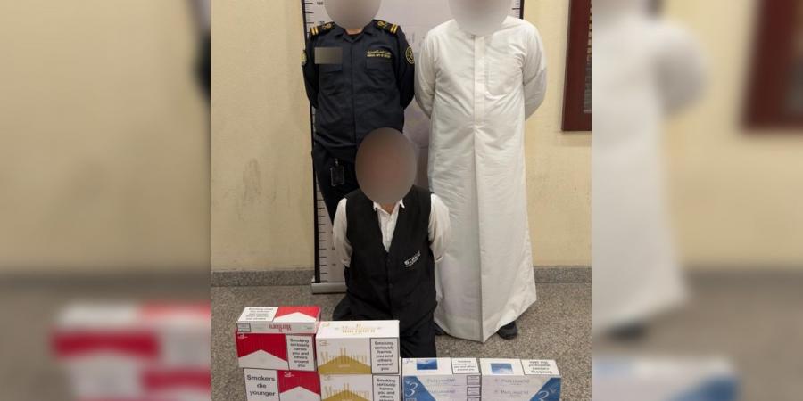 ضبط 3 أشخاص تورطوا في تهريب سجائر عبر السوق الحرة بمطار الكويت